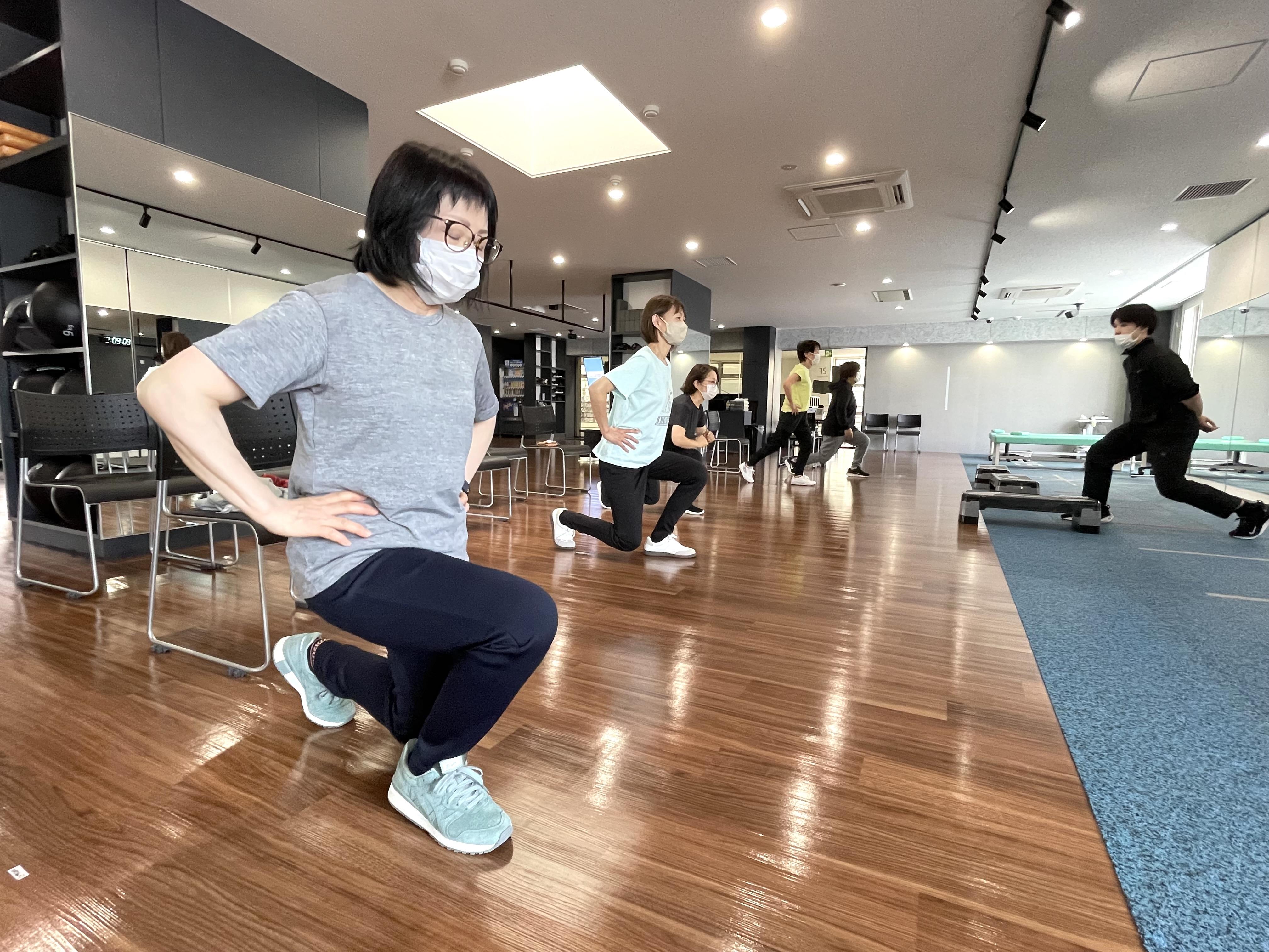 高齢者のグループ運動