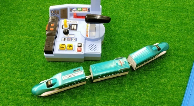 まるごと鉄道体験コントローラー|プラレールを自由に動かせる!