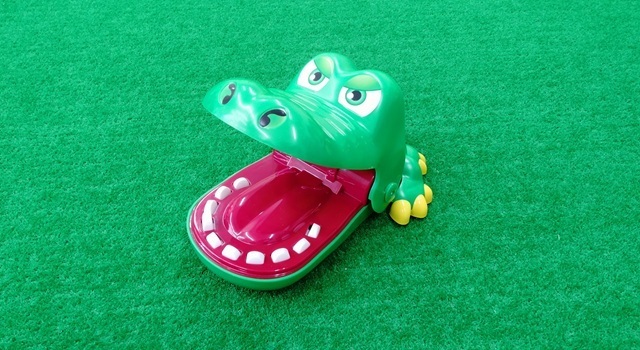 イタイワニー|ワニワニパニック?定番ゲームで家族で盛り上がる!