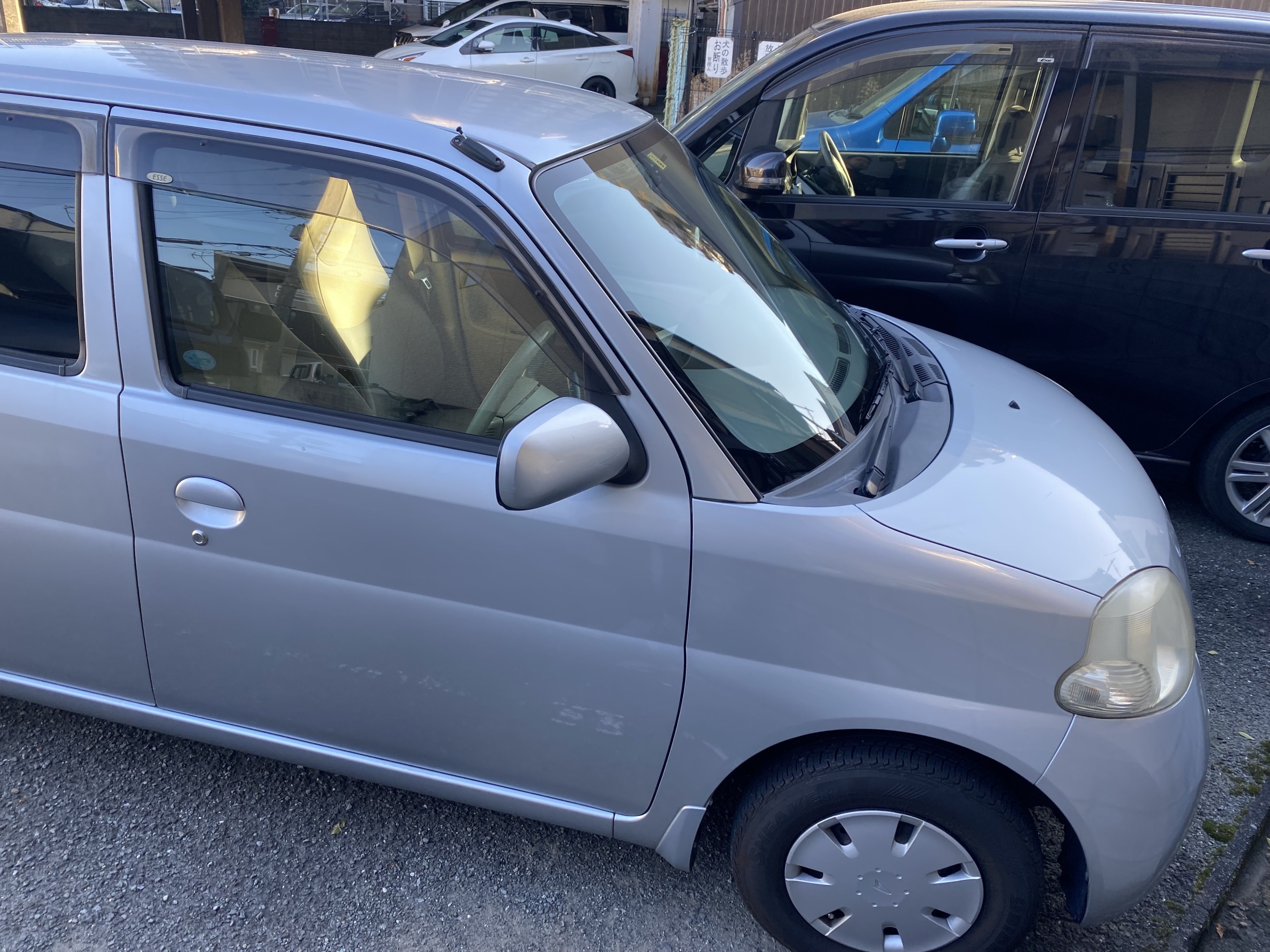 門真市よりダイハツのエッセの鍵の紛失作成のご依頼です