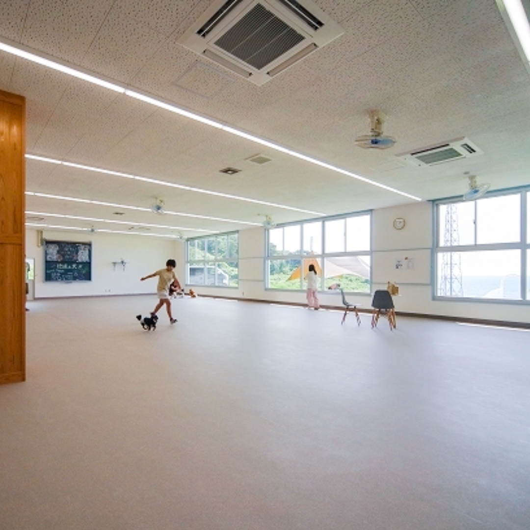 屋内ドッグラン大型犬優先時間のお知らせ