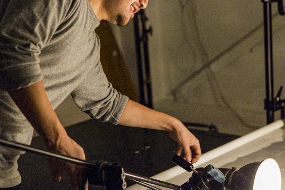 商品撮影は「光」で変わる｜プロカメラマンが解説するライティング設計