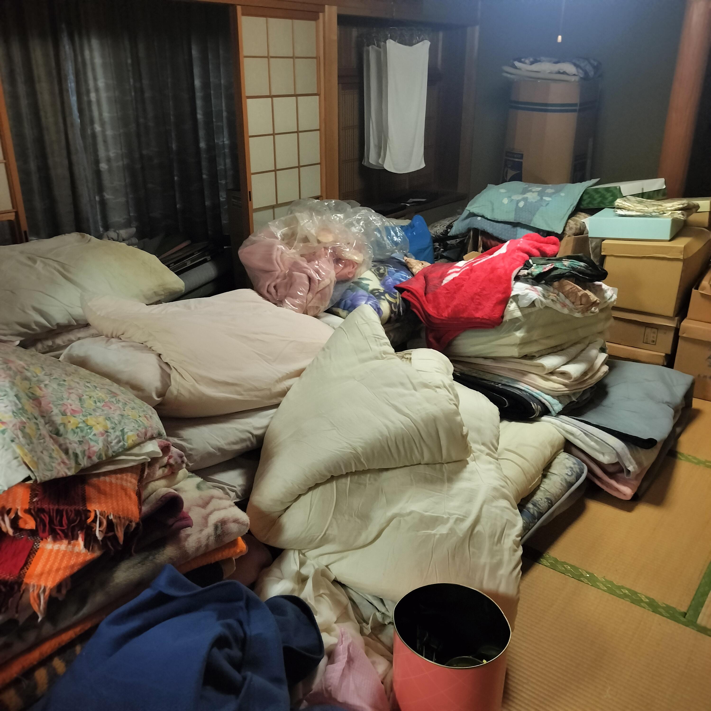 遺品整理はいつから始める？後悔しない進め方と注意点