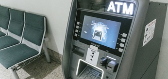 預金口座の差し押さえによって確実に債権回収するために必要な知識