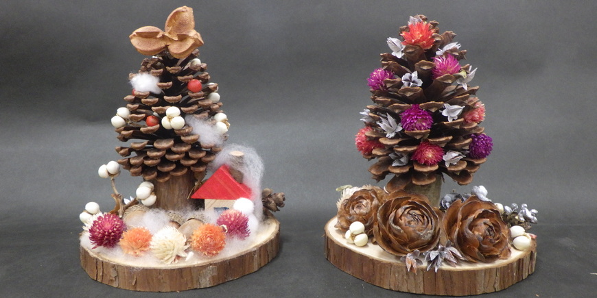 松ぼっくりや木の実を使って ミニクリスマスツリー作り！ かみめぐり 