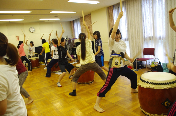 和太鼓基礎 +“ぶち合わせ太鼓”&ボディパとコラボ♪ 子どものやる気を引きだすセミナーIN大阪