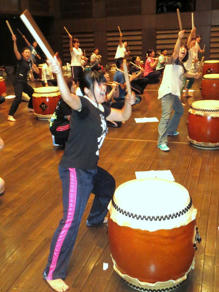 創作和太鼓演目 “海咲ばやし” 子どものやる気を引きだすセミナーIN神戸