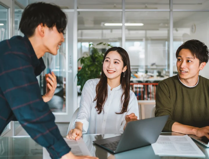 グループディスカッションで役割を決めないのはあり？評価される立ち回り方・貢献術を徹底解説