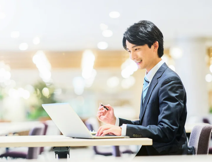 インターン面接の通過率は？大手・業界別の実態と通過率を上げる対策法