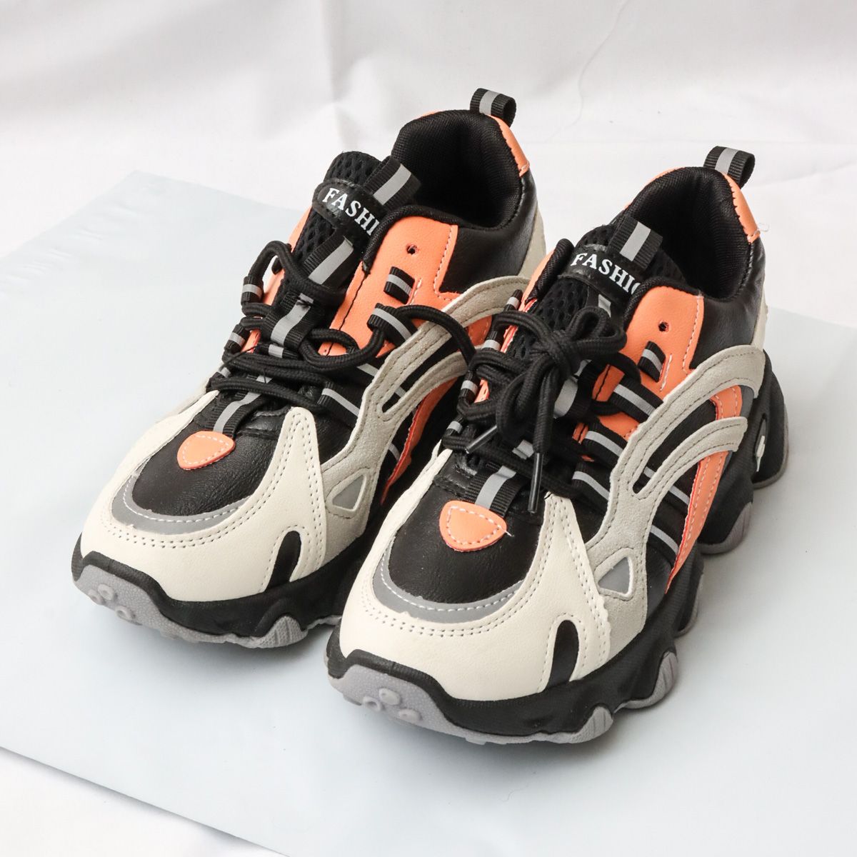 靴まとめ売り 00022505-1.jpg