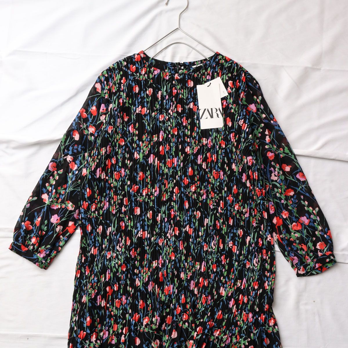 タグ付きが一番売れる! 】 ZARA / 未使用 / タグ付き