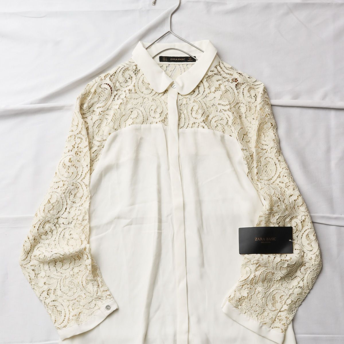 Zara ZW COLLECTION レースブラウス今期　完売品　未使用タグ付き Zara ZW COLLECTION レースブラウス今期 完売品 未使用タグ付き