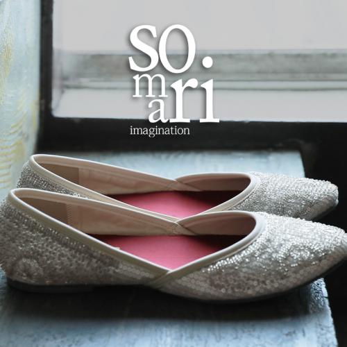 somari imaginationビーズフラットパンプス｜somari｜キャリー品