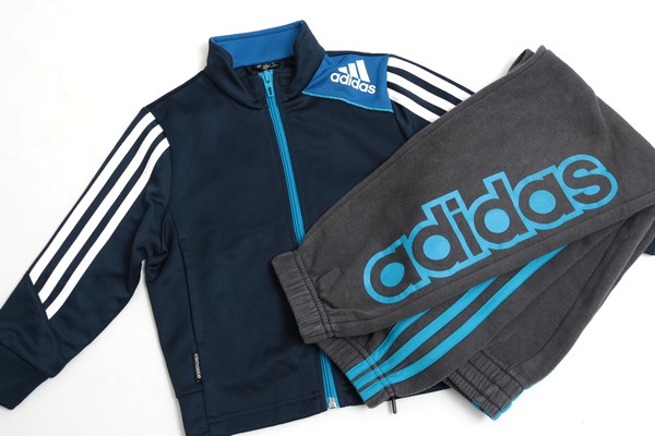 Smasell Ek0031 スペシャル福袋 早い者勝ち キッズスポーツ キッズセレクトブランド大量100枚セット アディダス Adidas ナイキ Nike プーマ Puma チャンピオン Champion 含むキッズセレクト大量100点セット サイズ色々 キッズ 男の子 女の子 福袋 まとめ