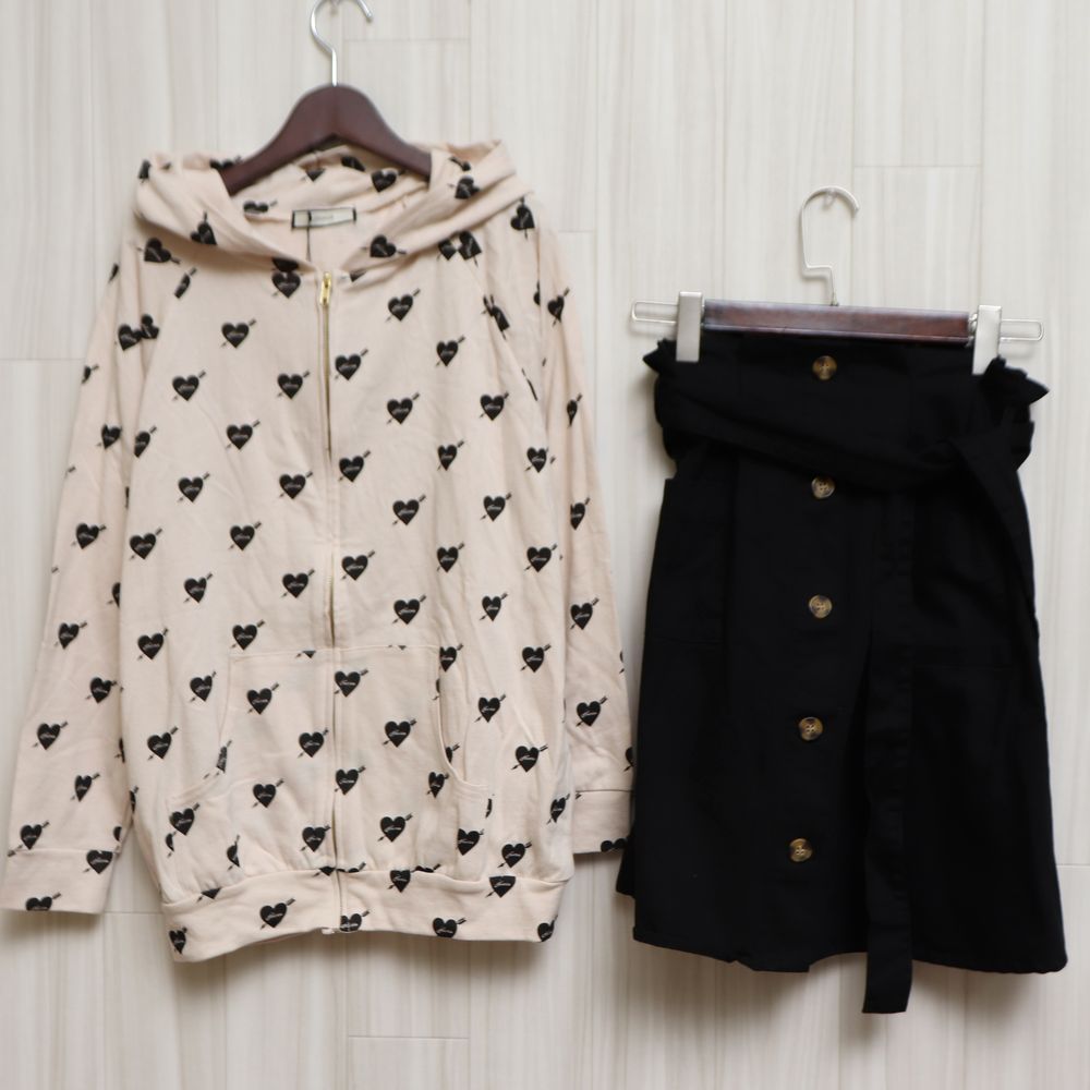 驚愕の特別1セット 未使用タグ付きのみを厳選 大量100点セット グローブ Grove イッカ Ikka ミスティック Mystic ロデオクラウンズワイドボール Rodeo Crowns Wide Bowl トップス ボトムス アウター ワンピース など レディース サイズ色々 福袋