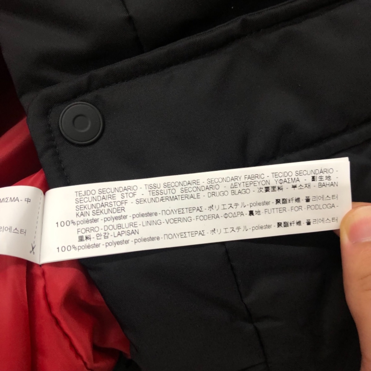 Zara Man ザラマン ナイロンジャケット フーディ ウインドブレーカー 中綿 サイズm メンズ ブラック系 アウター スポーツウェア 6 Smasell スマセル 公式通販 サスティナブルアウトレットモール スマセル