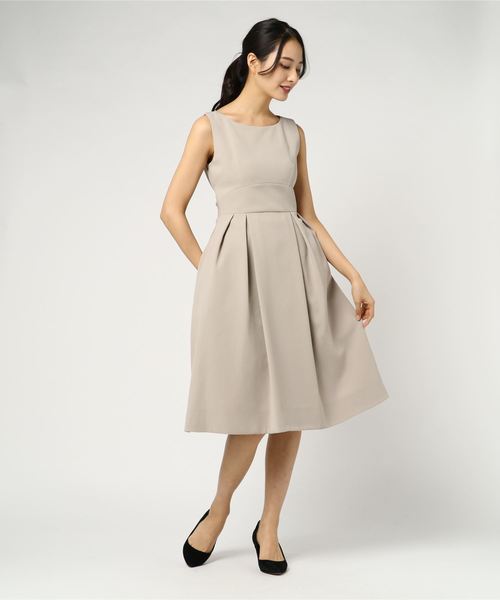 欲しいフレアワンピ◎ 新品☆JUSGLITTY (ジャスグリッティー 欲しいフレアワンピ◎ 新品☆JUSGLITTY (ジャスグリッティー