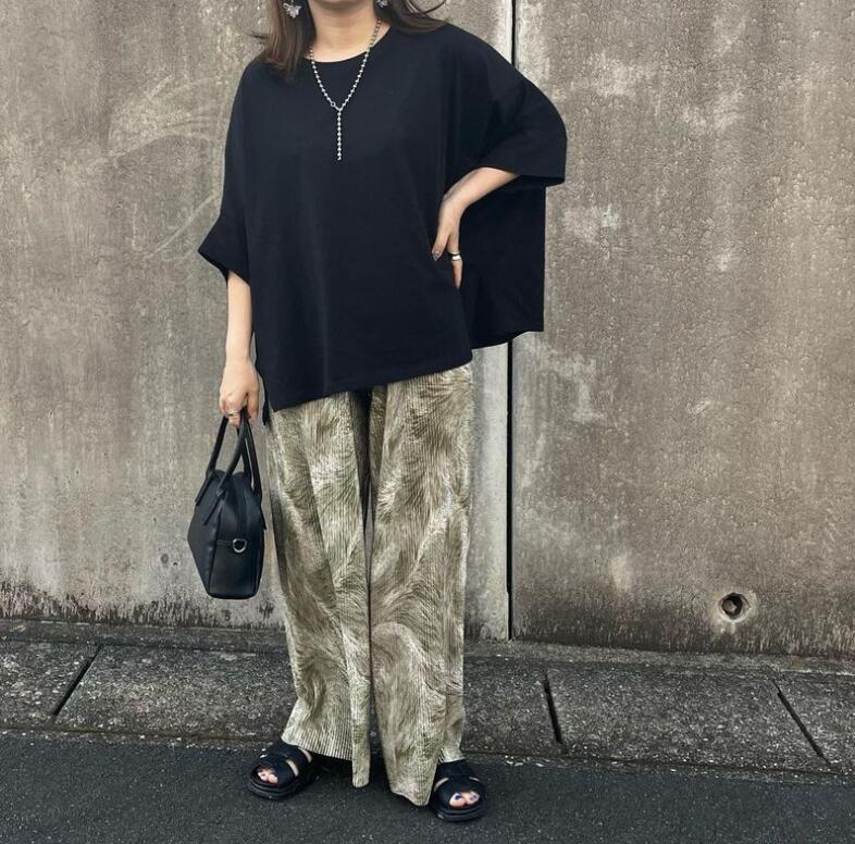 ファッション Tシャツ レディース 夏 ゆったり シンプル 個性 カジュアル トレンド 人気 Smasell スマセル 公式通販 サスティナブルアウトレットモール スマセル