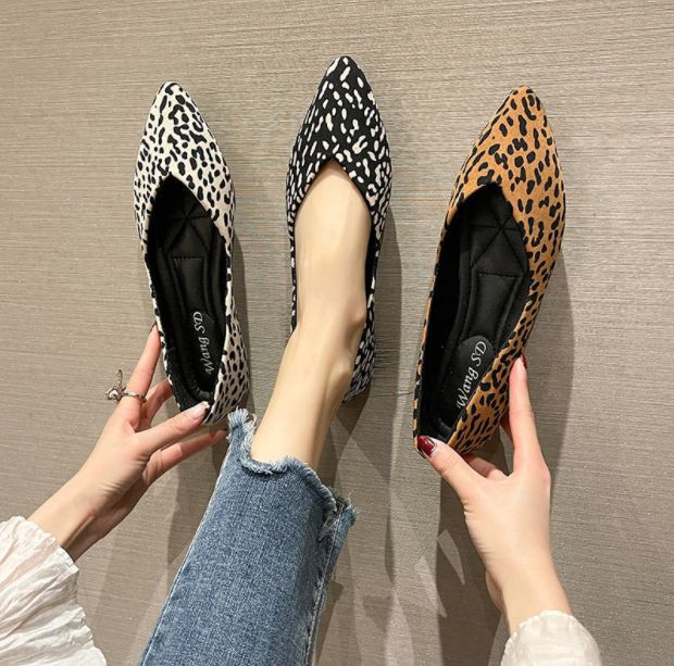 22新作 レディース トレンド パンプス レオパード柄 ヒョウ柄 Vカット ローヒール 耐摩耗性 ソフト Smasell スマセル 公式通販 サスティナブルアウトレットモール スマセル