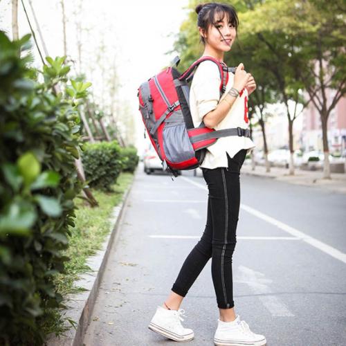 メンズ レディース バックパック 登山 リュック 防水 大容量 イヤホンホール 旅行 ポケット ペア Smasell スマセル 公式通販 サスティナブルアウトレットモール スマセル