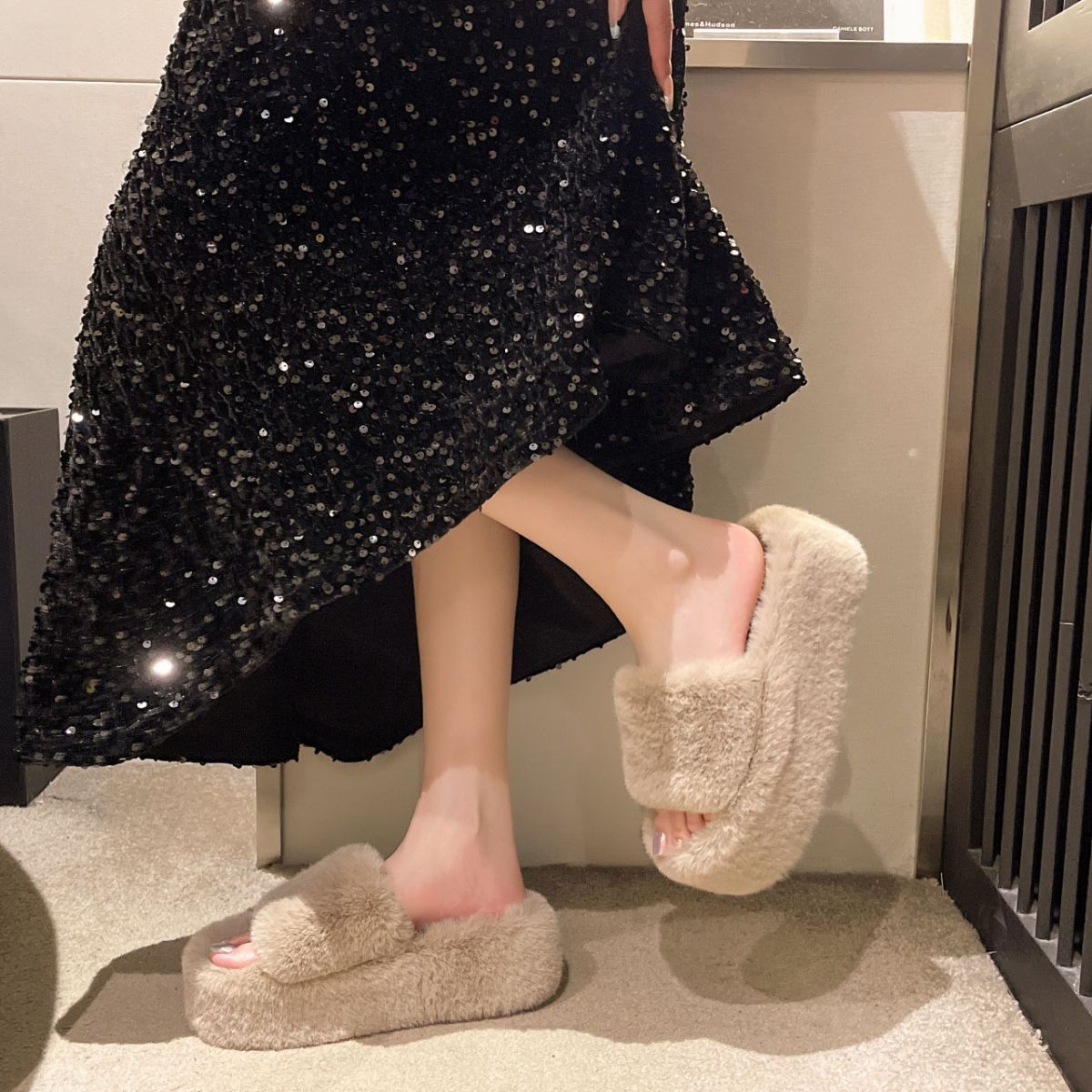 新作 レディース ファーサンダル ファー スリッパ サンダル