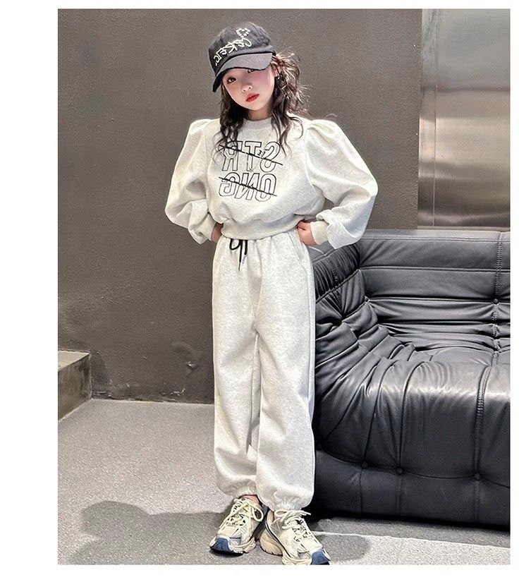 新作 韓国子供服 子供 キッズ 黒 2点セット 上下セット セットアップ