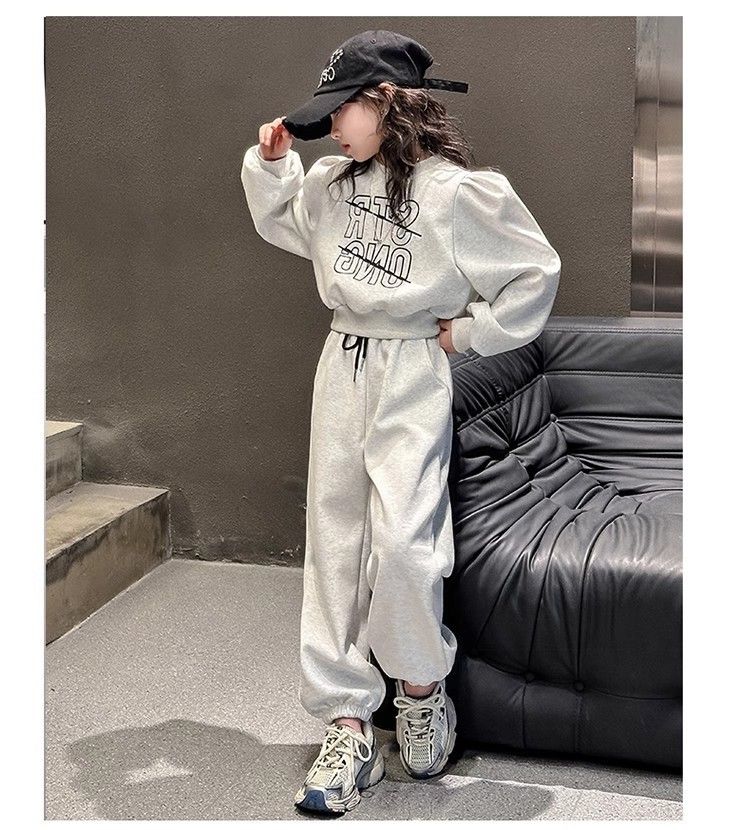 新作 韓国子供服 子供 キッズ 黒 2点セット 上下セット セットアップ