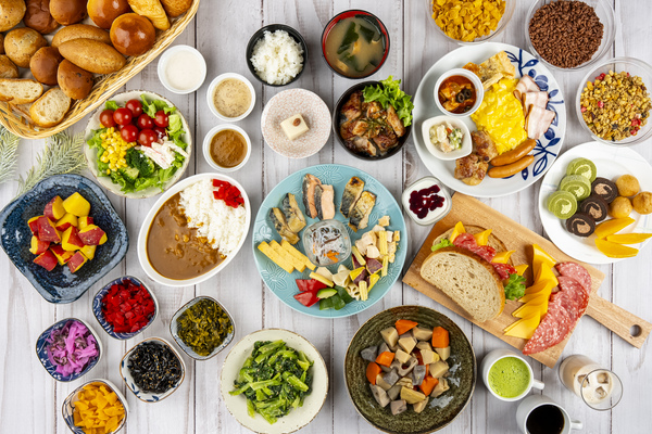 おばんざいやお漬物。ご好評の朝食ビュッフェ☆