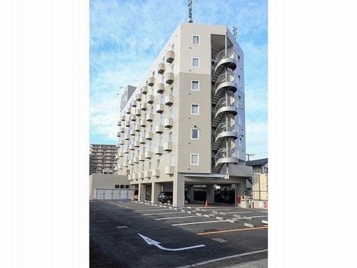 普通車65台 無料駐車場完備