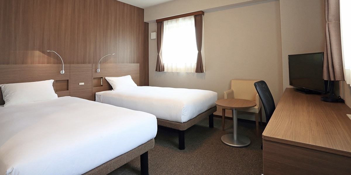 スマイルホテル博多駅前 公式