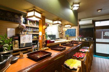 提携店舗で使える1人1泊あたり3,000円お食事券付プラン(朝食付) 画像その1