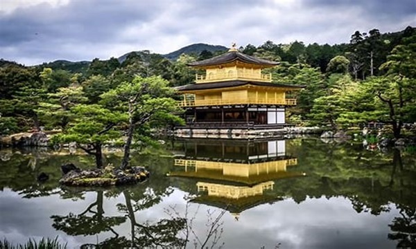 金閣寺