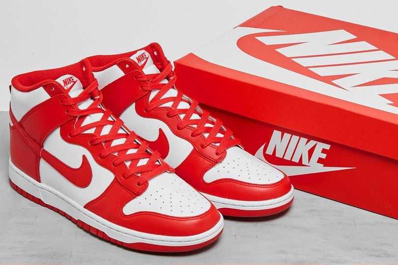 university red dunks