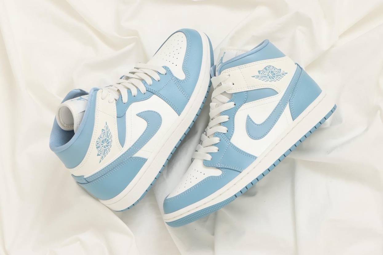 nike jordan 1 mid university blue