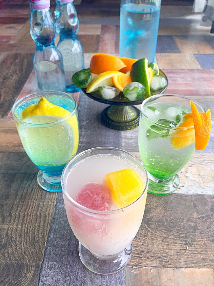 ５月１２日はカクテルの日〜作って飲んで撮ってみませんか？