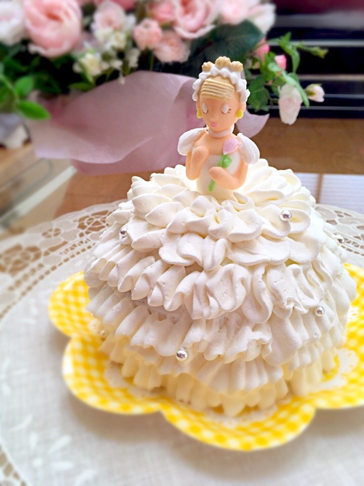 ジューンブライドを祝福する　手作りケーキと贈り物菓子♪