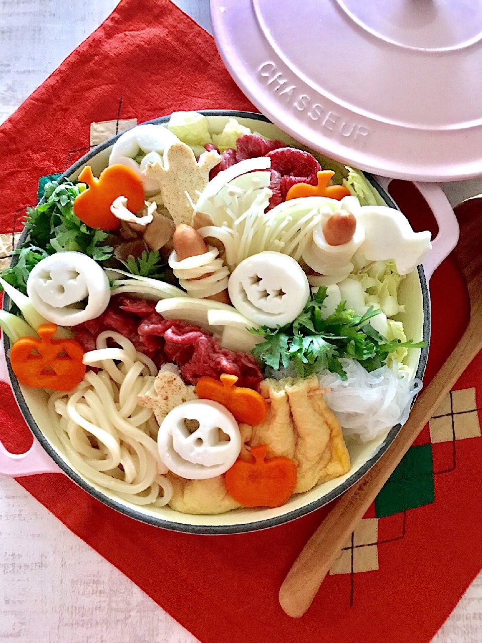 仮装の後は〜お鍋を囲んでホームハロウィン♡ハロウィン鍋10選！