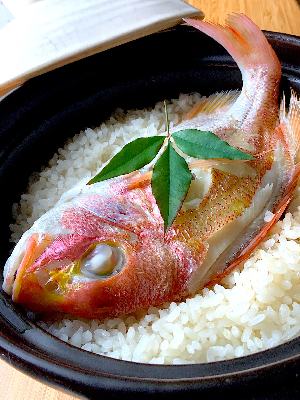 秋は土鍋炊き♡味染み炊き込みご飯６選