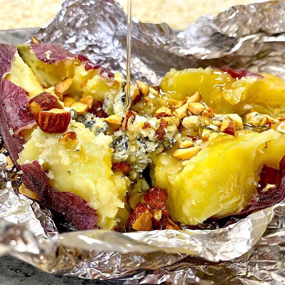 わざありホイル焼き！！びっくりアツアツいただきま〜す♪