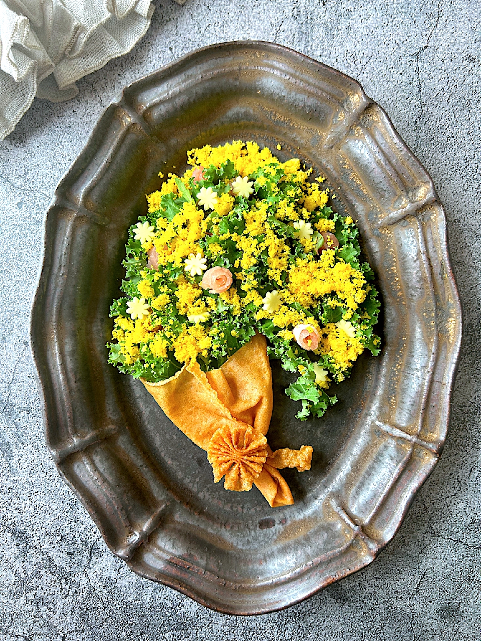 テーブルにミモザ満開♪