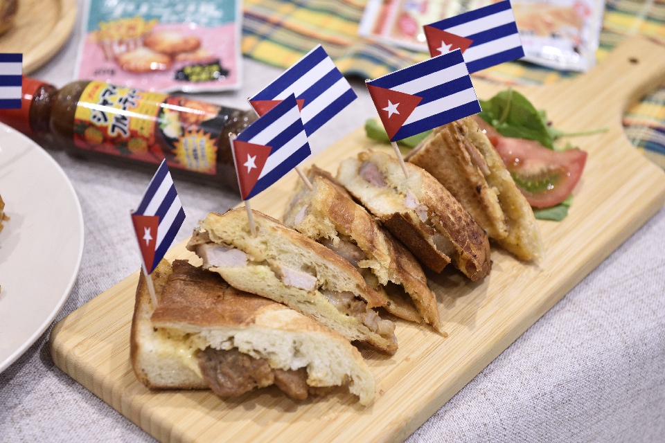 ユウキ食品「おいしい世界ごはんパートナー第二期」お疲れ様会レポート