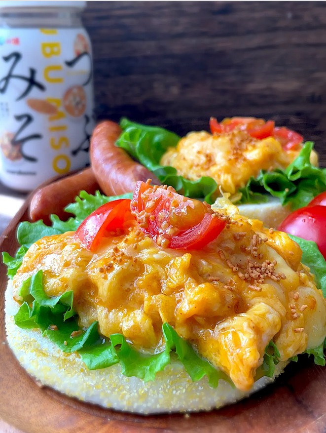 【つぶみそ】をかけるだけで、料理の楽しさが急上昇！かけたい時が「みそ変」チャンス！