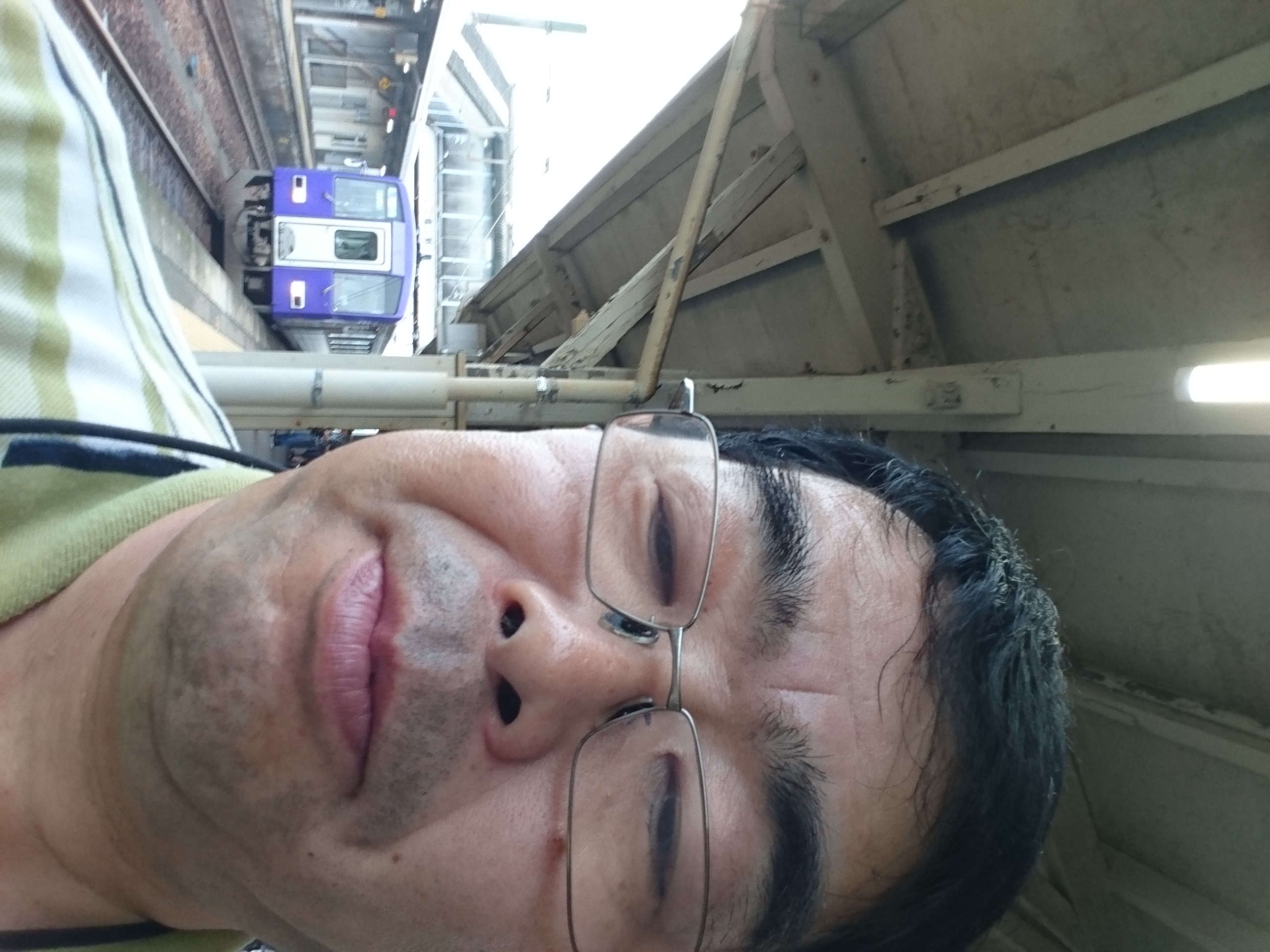 タカシ