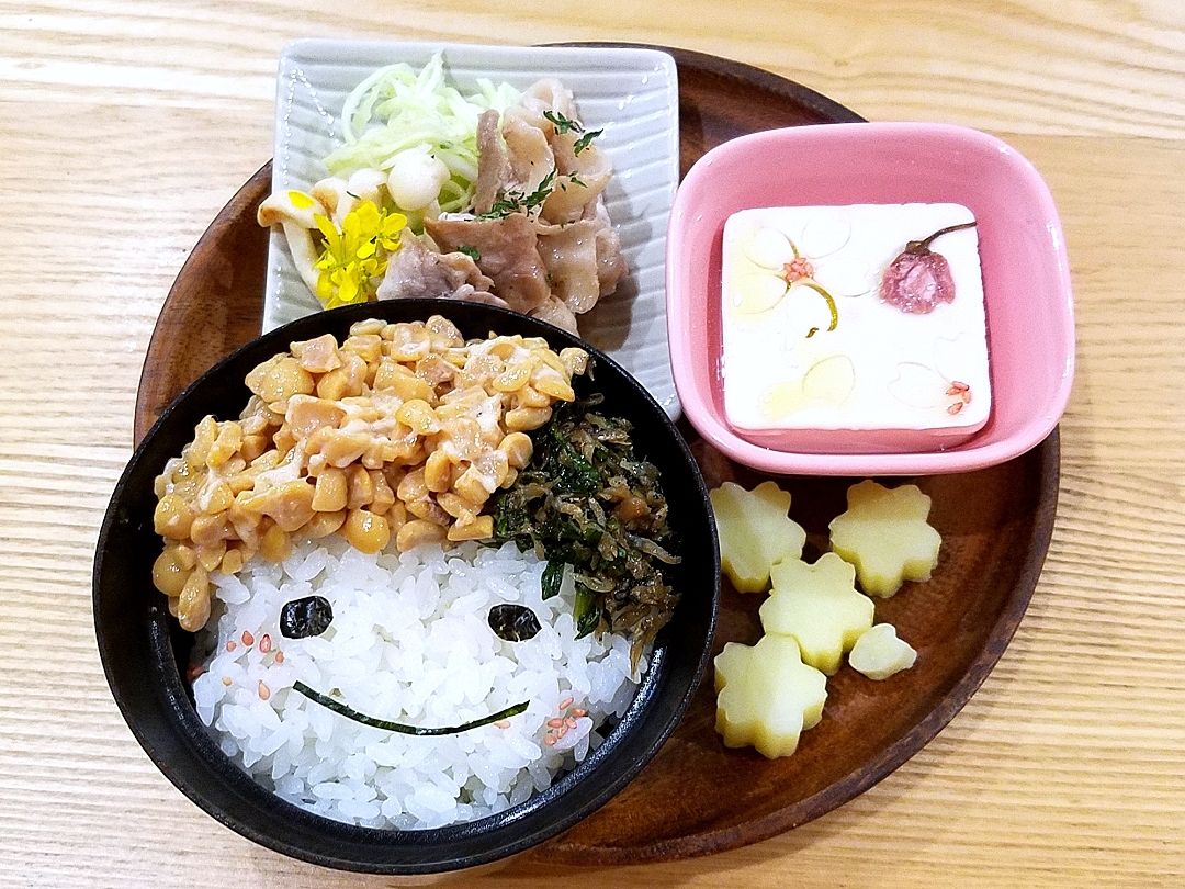 ひんひ