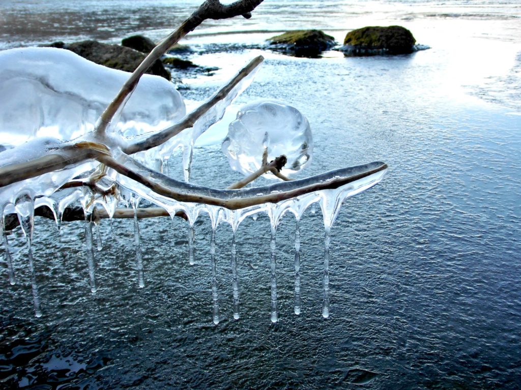 神秘の湖洞爺湖でしぶき氷を楽しもう 洞爺湖のある町北海道壮瞥町観光ブログ そうべつ観光協会