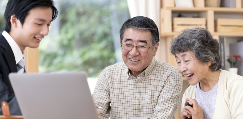 【税率表付き】贈与税の税率はいくらから？計算方法・8つの非課税（節税）方法も解説