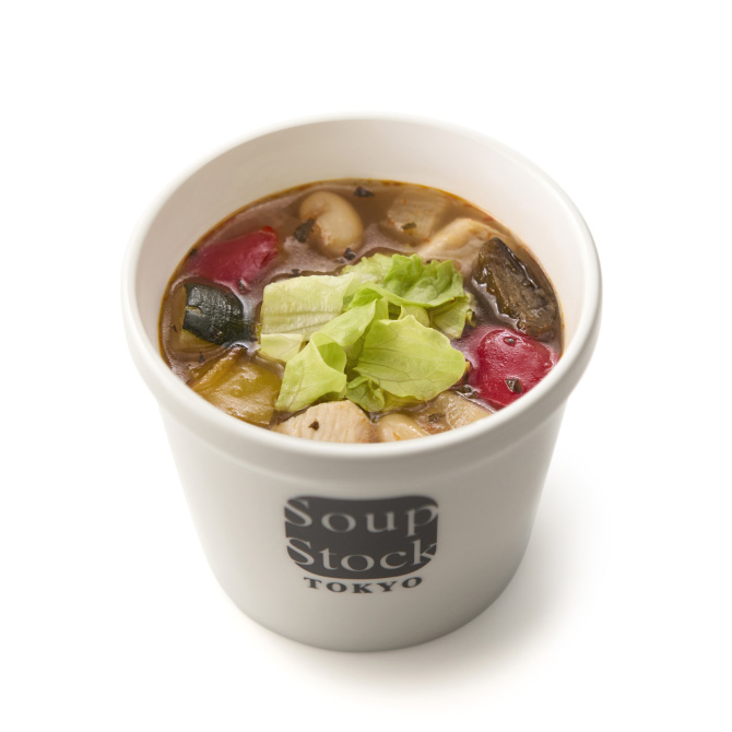 8種の野菜と鶏肉のサラダスープ