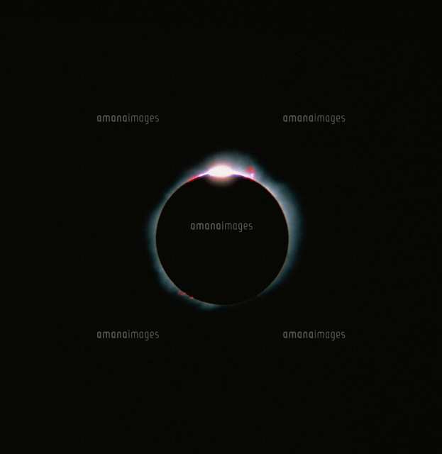 A TOTAL SOLAR ECLIPSE/MEXICO
(c)YOSHINORI WATABE/SEBUN PHOTO
