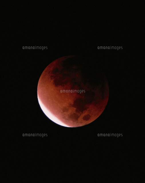 ECLIPSE OF THE MOON
(c)YOSHINORI WATABE/SEBUN PHOTO