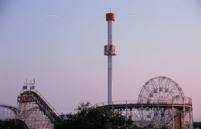コニーアイランド遊園地
(c)HIROYUKI MATSUMOTO/SEBUN PHOTO